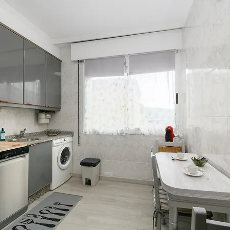 Chic Y Con Parking By * ויגו