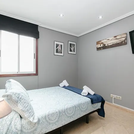 Chic Y Con Parking By