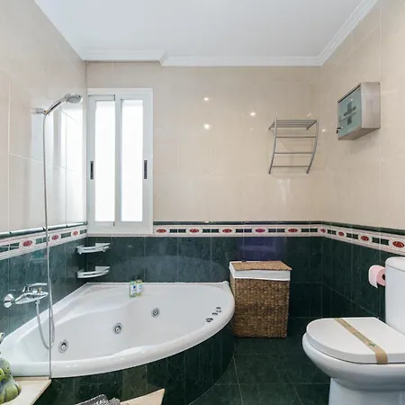 Chic Y Con Parking By アパート *