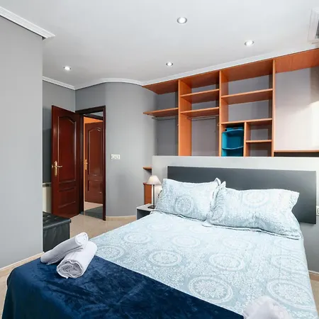 Chic Y Con Parking By Apartament Vigo