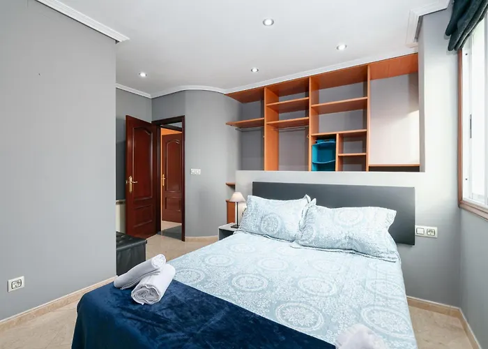 Chic Y Con Parking By Apartament Vigo